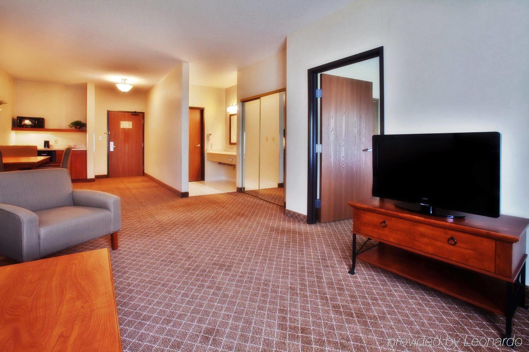 Radisson Hotel Ames Conference Center At Isu Buitenkant foto