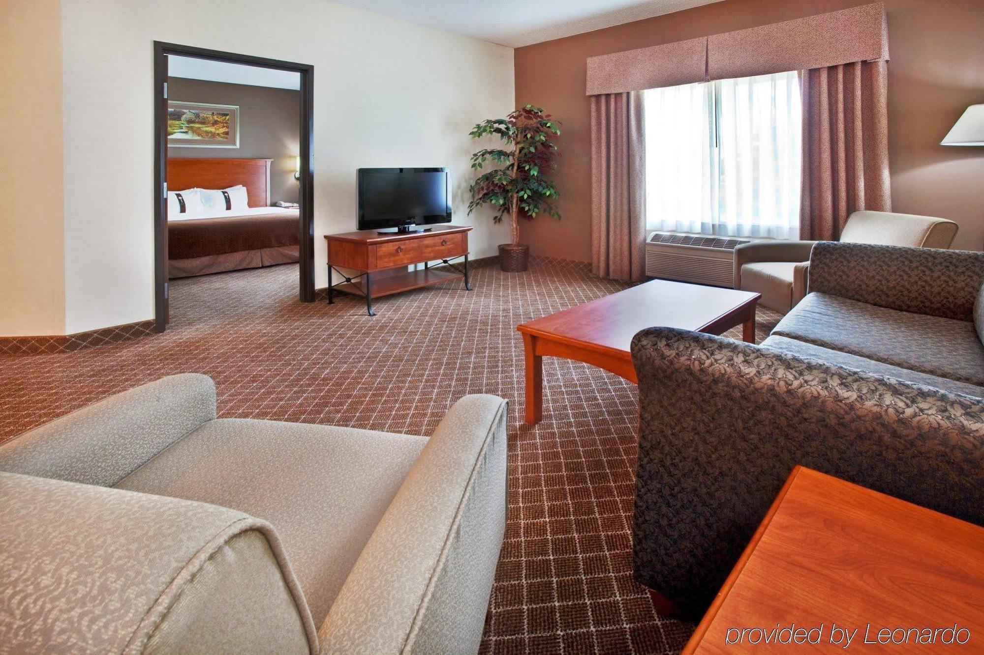 Radisson Hotel Ames Conference Center At Isu Buitenkant foto